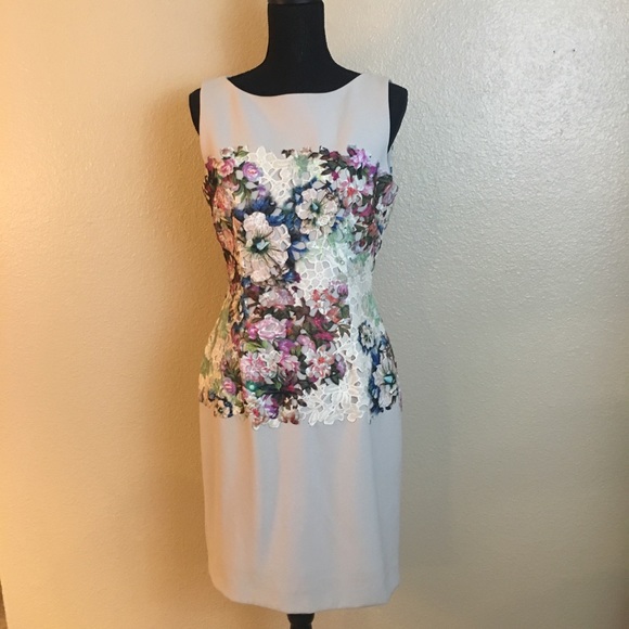 Tahari Dresses & Skirts - ⬇️$40 Tahari floral sleeveless dress sz 6